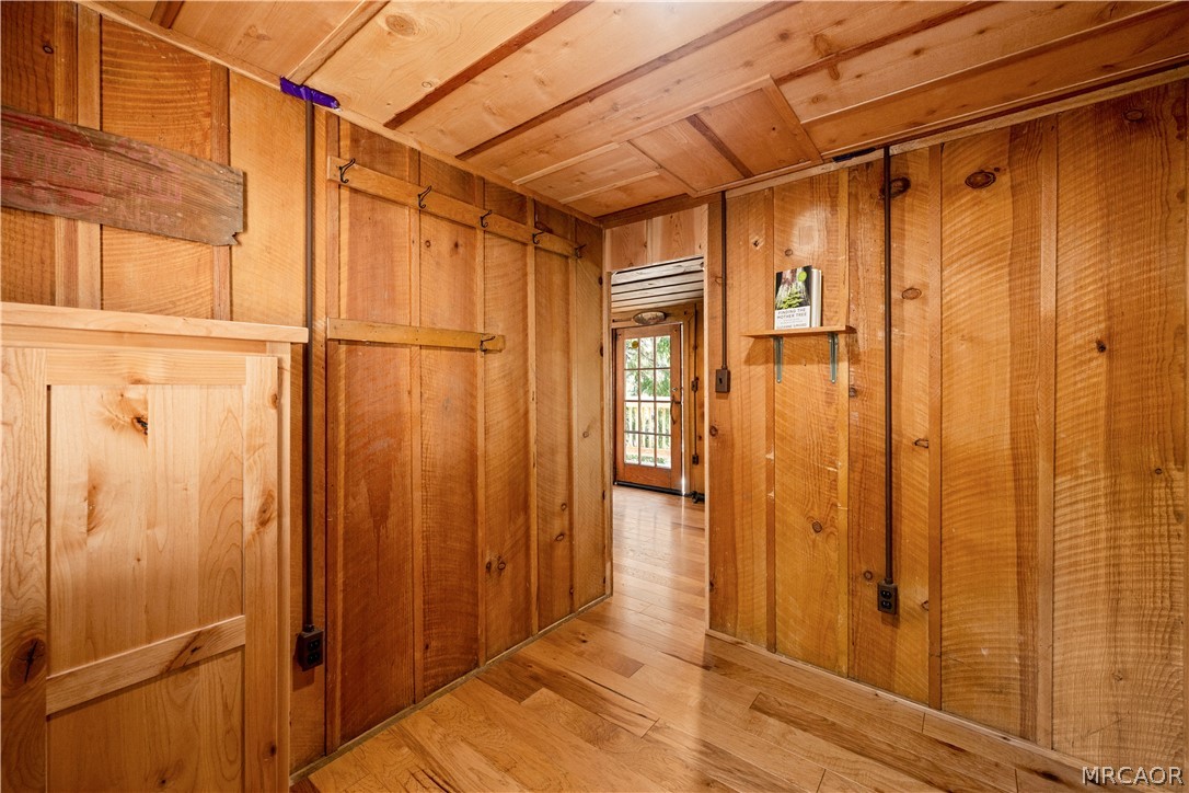 7 Pine Knot Road Property Photo 17