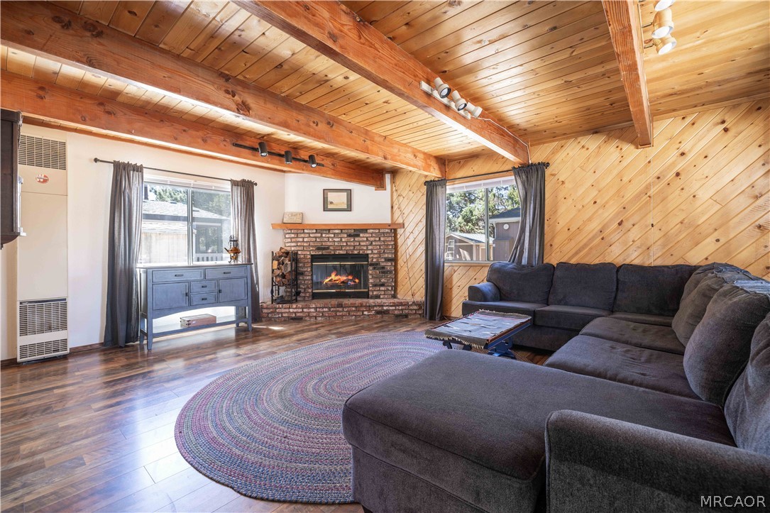 809 C Property Photo 3