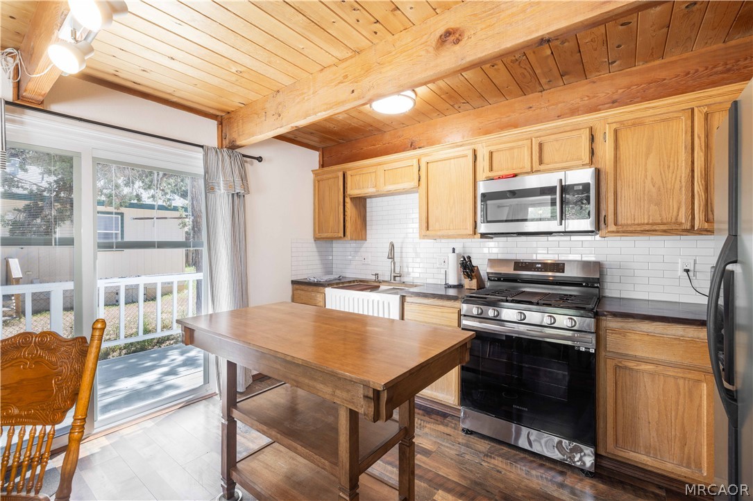 809 C Property Photo 6