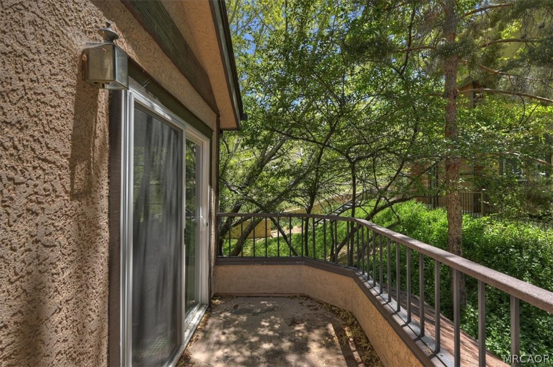 1377 Club View 7 Property Photo 31