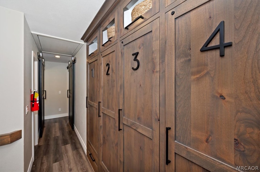 1377 Club View 7 Property Photo 32