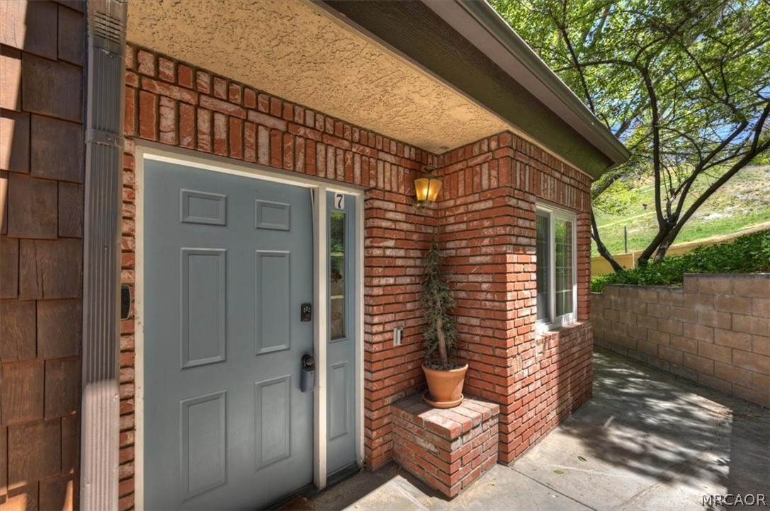 1377 Club View 7 Property Photo 42