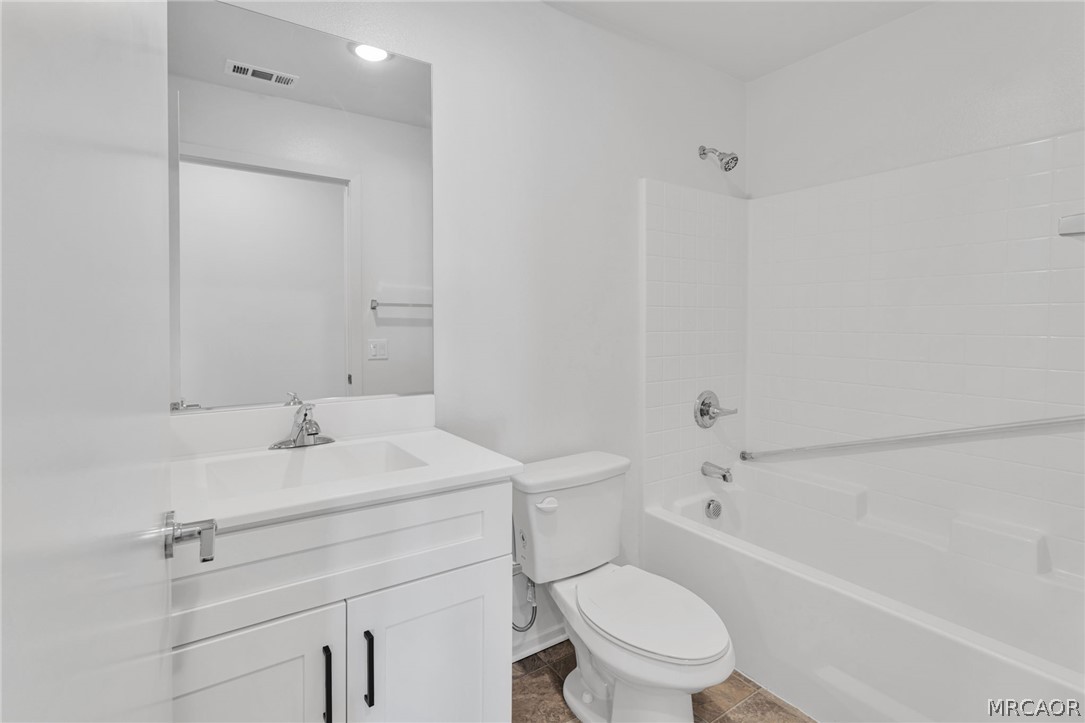 10110 Kemper Avenue Property Photo 19
