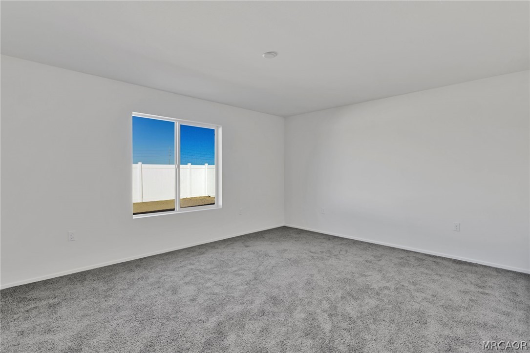 10110 Kemper Avenue Property Photo 25