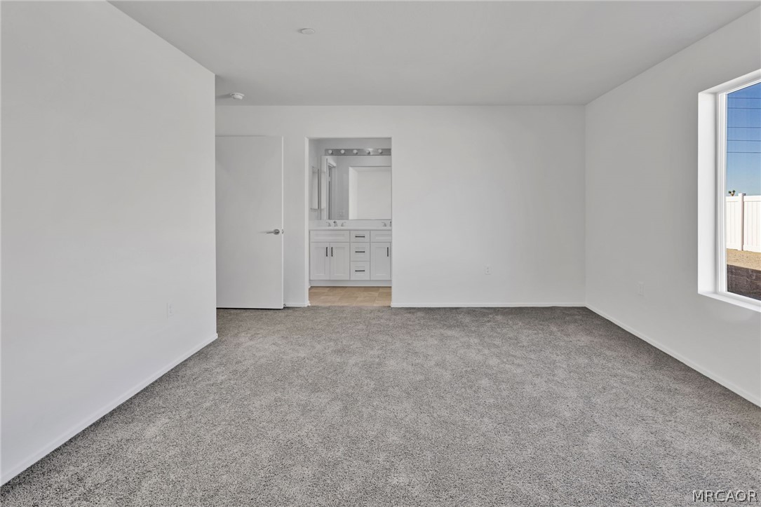 10110 Kemper Avenue Property Photo 26
