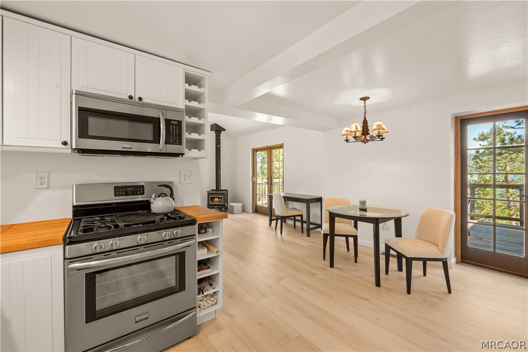 338 North Shore Drive Property Photo 8