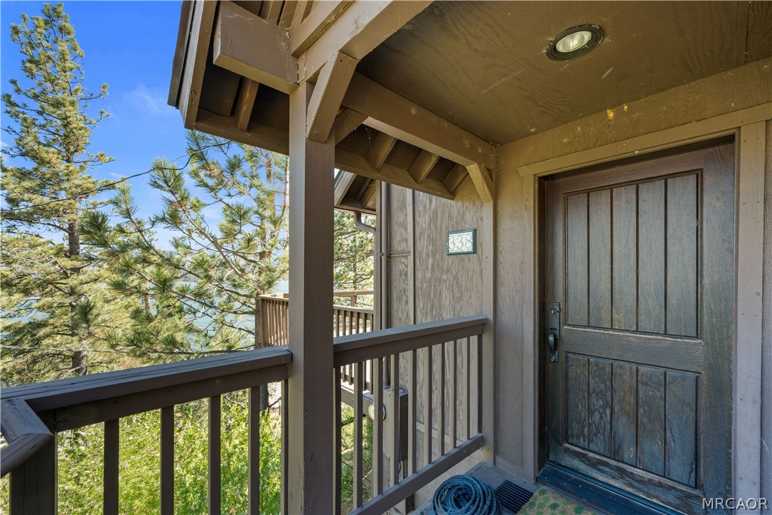 338 North Shore Drive Property Photo 14
