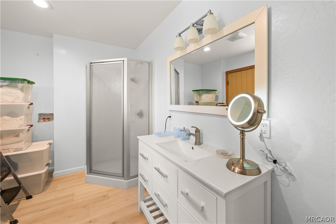 338 North Shore Drive Property Photo 19