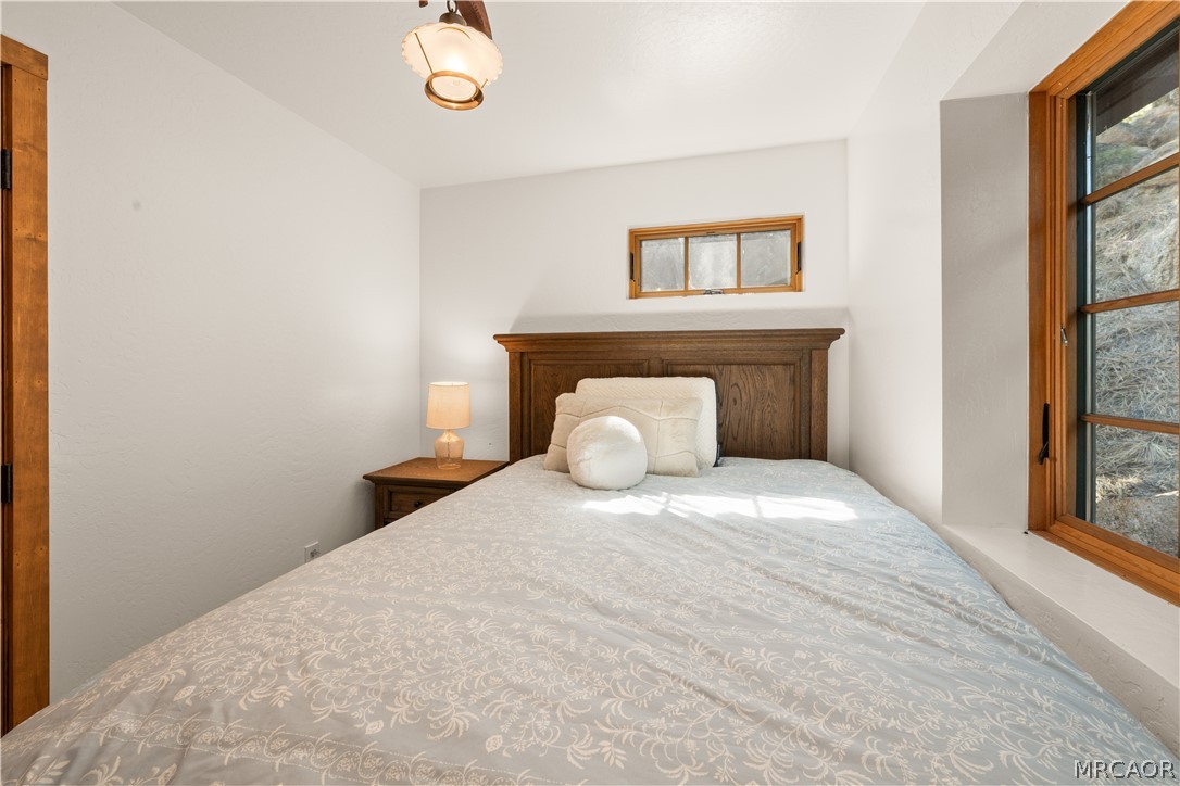 338 North Shore Drive Property Photo 24