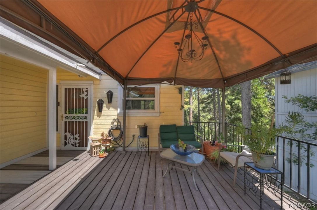 395 Wylerhorn Drive Property Photo 4