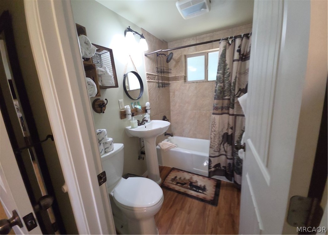 43505 Shasta Place Property Photo 15