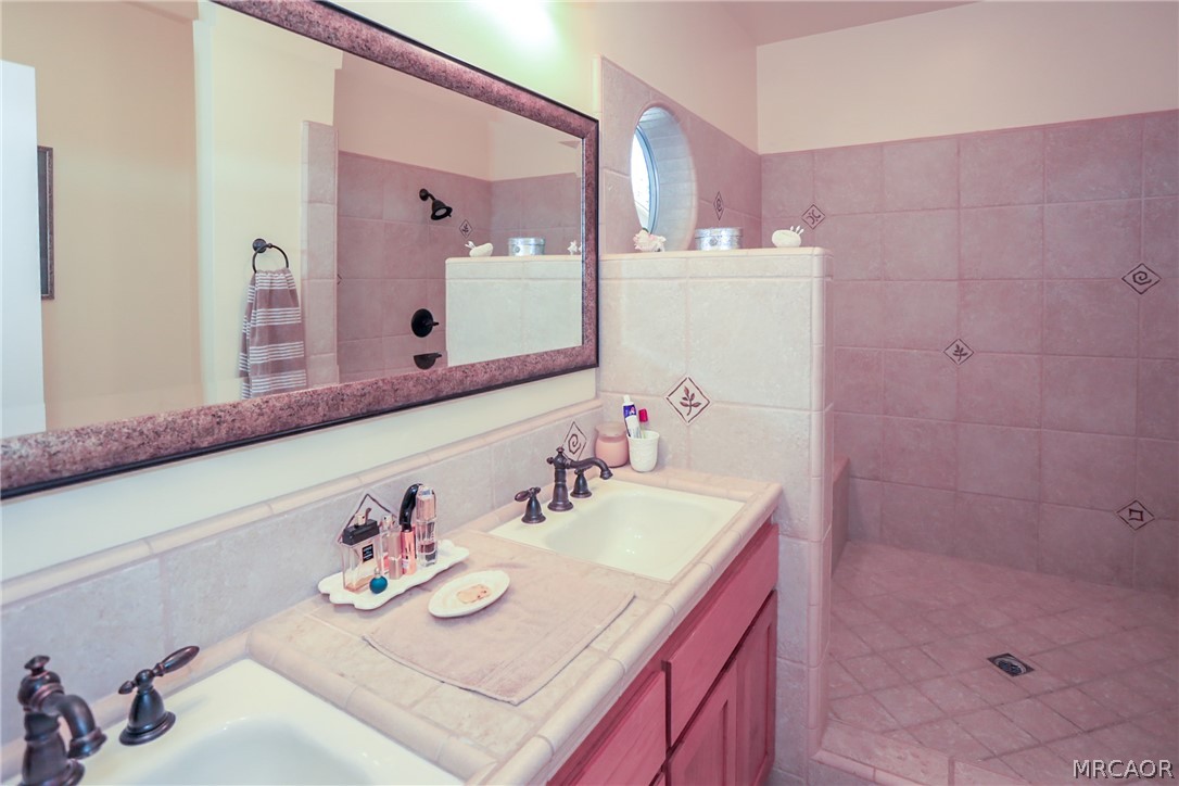 39797 Lakeview Drive Property Photo 7