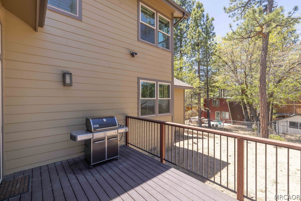 812 Pine Meadow Court Property Photo 17