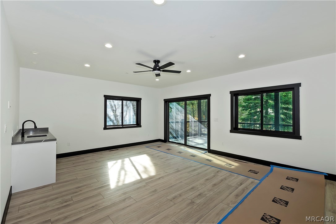 556 Lucerne Drive Property Photo 20