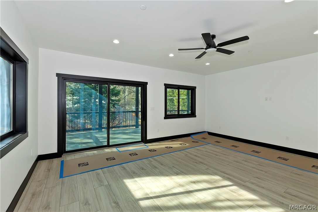 556 Lucerne Drive Property Photo 22