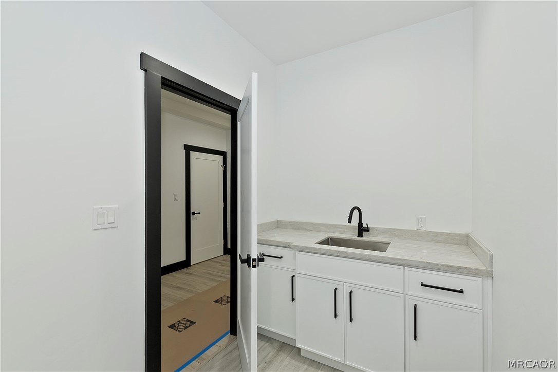 556 Lucerne Drive Property Photo 29