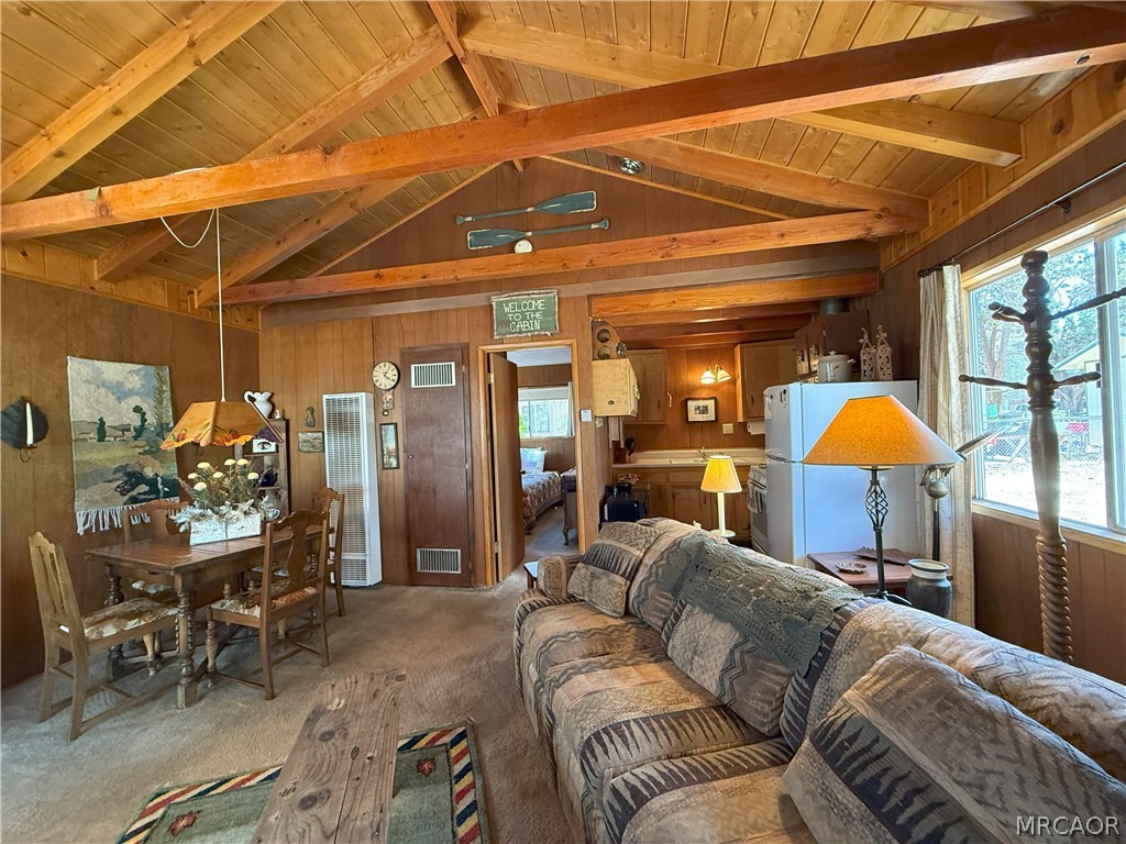 936 Pinon Lane Property Photo 8