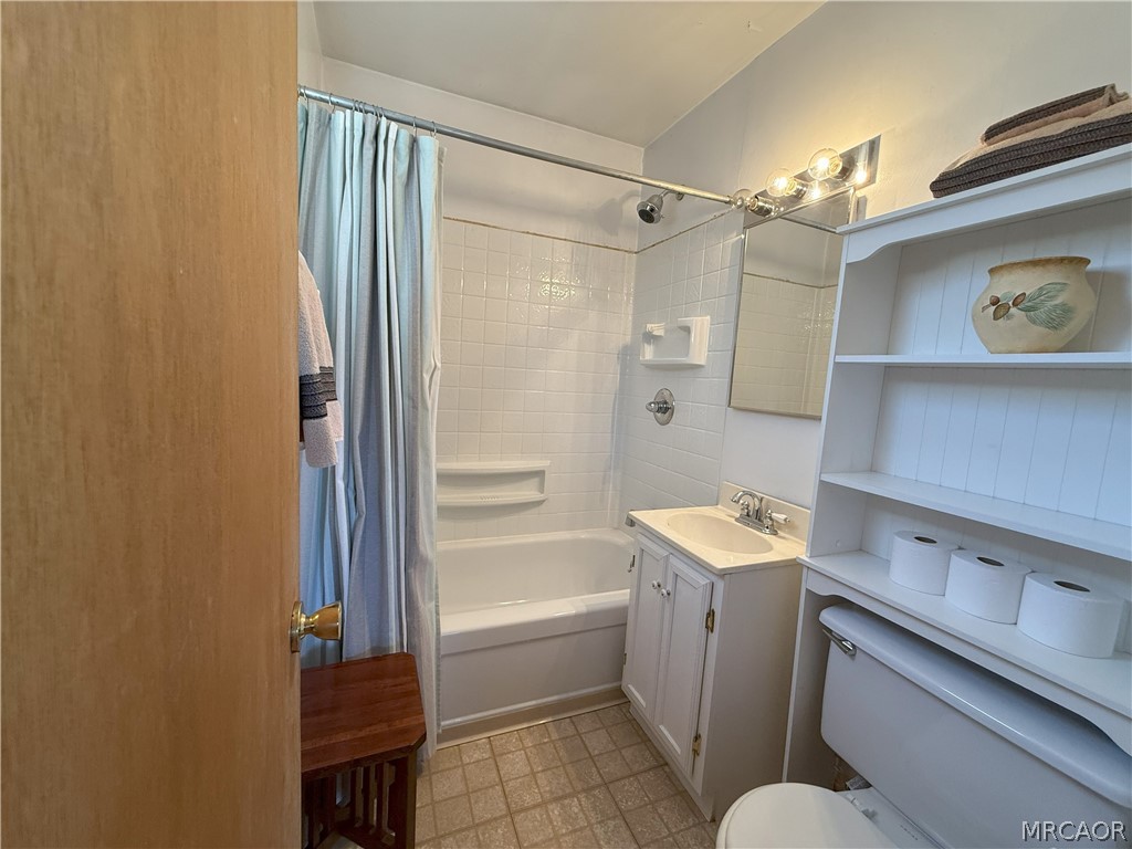 936 Pinon Lane Property Photo 17