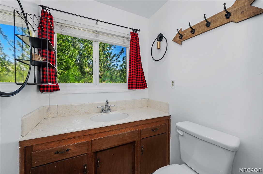 27558 West Shore Road Property Photo 34