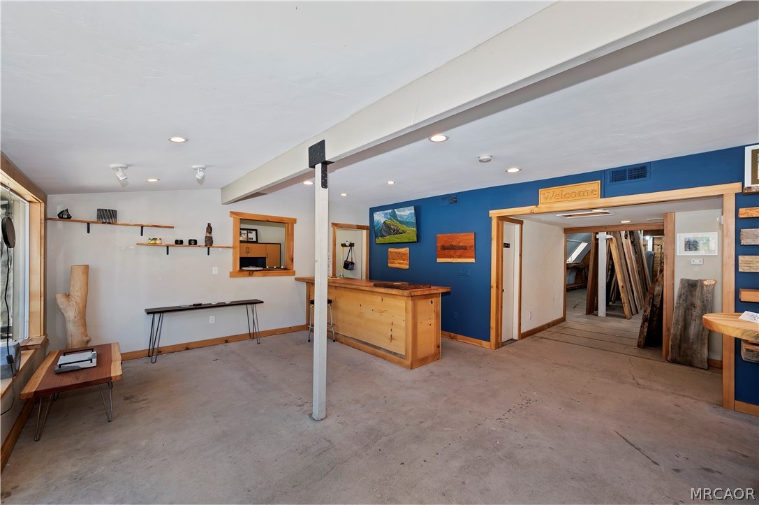 32765 Hilltop Boulevard Property Photo 14