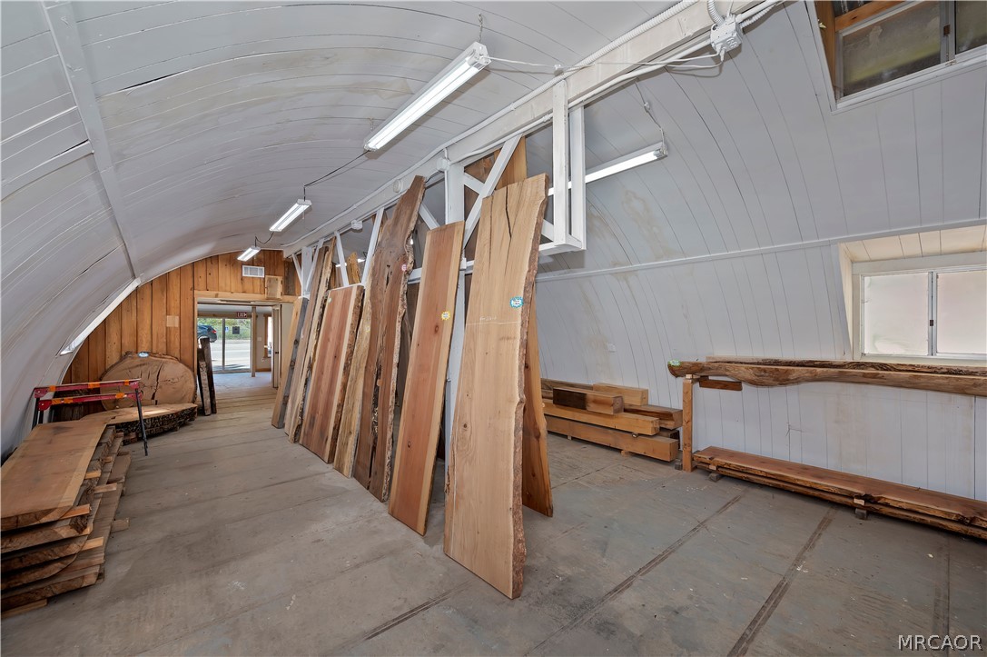 32765 Hilltop Boulevard Property Photo 24