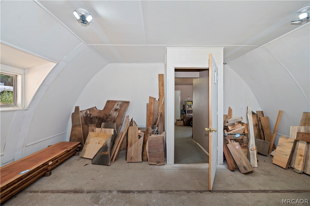 32765 Hilltop Boulevard Property Photo 25
