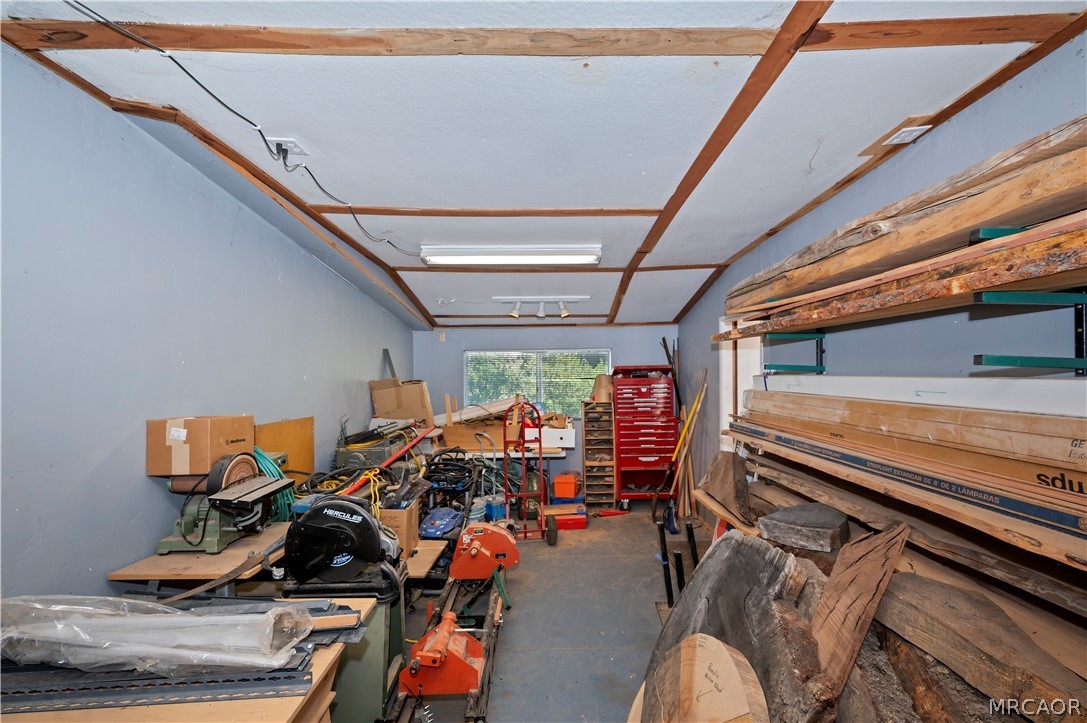 32765 Hilltop Boulevard Property Photo 38