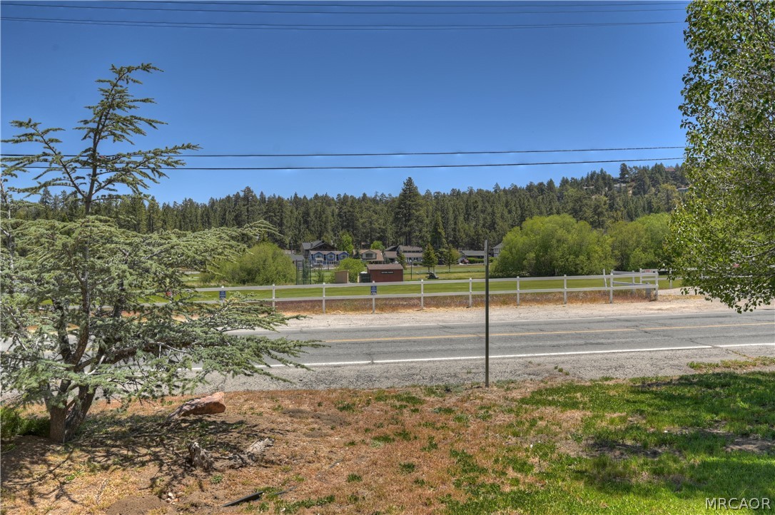 858 Club View Drive Property Photo 10