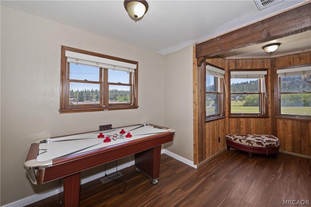 858 Club View Drive Property Photo 13