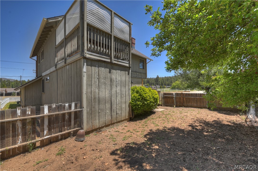858 Club View Drive Property Photo 37