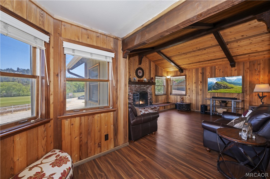858 Club View Drive Property Photo 42