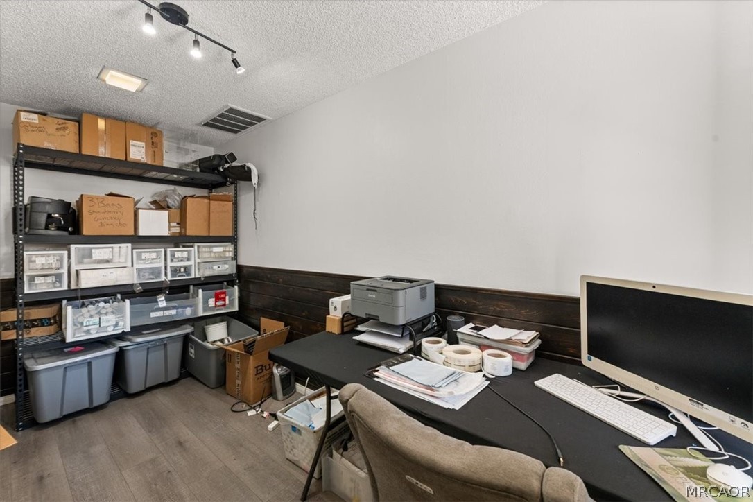 40585 Big Bear Boulevard Property Photo 44