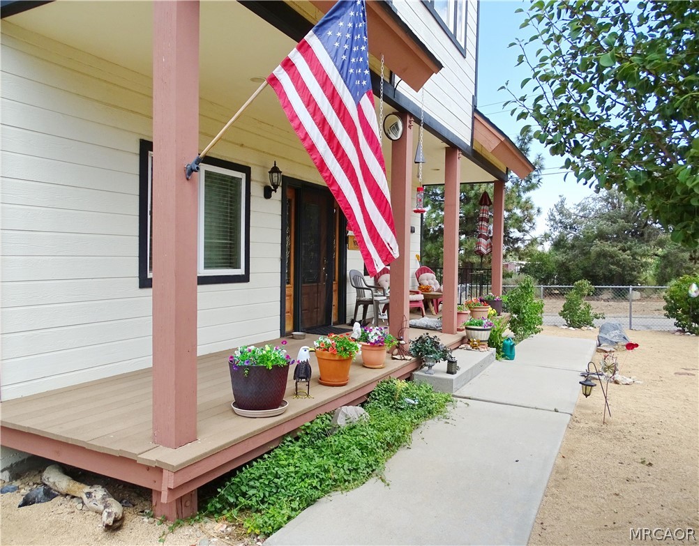 2097 Fox Lane Property Photo 1