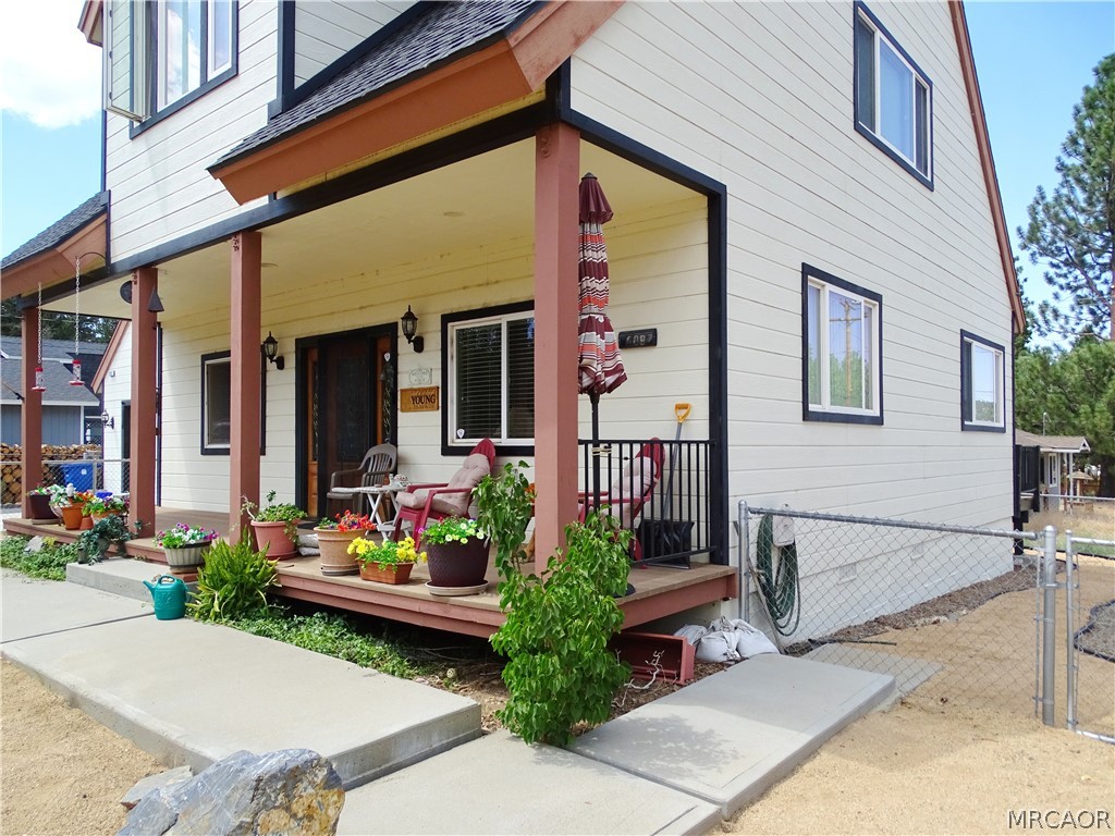2097 Fox Lane Property Photo 8