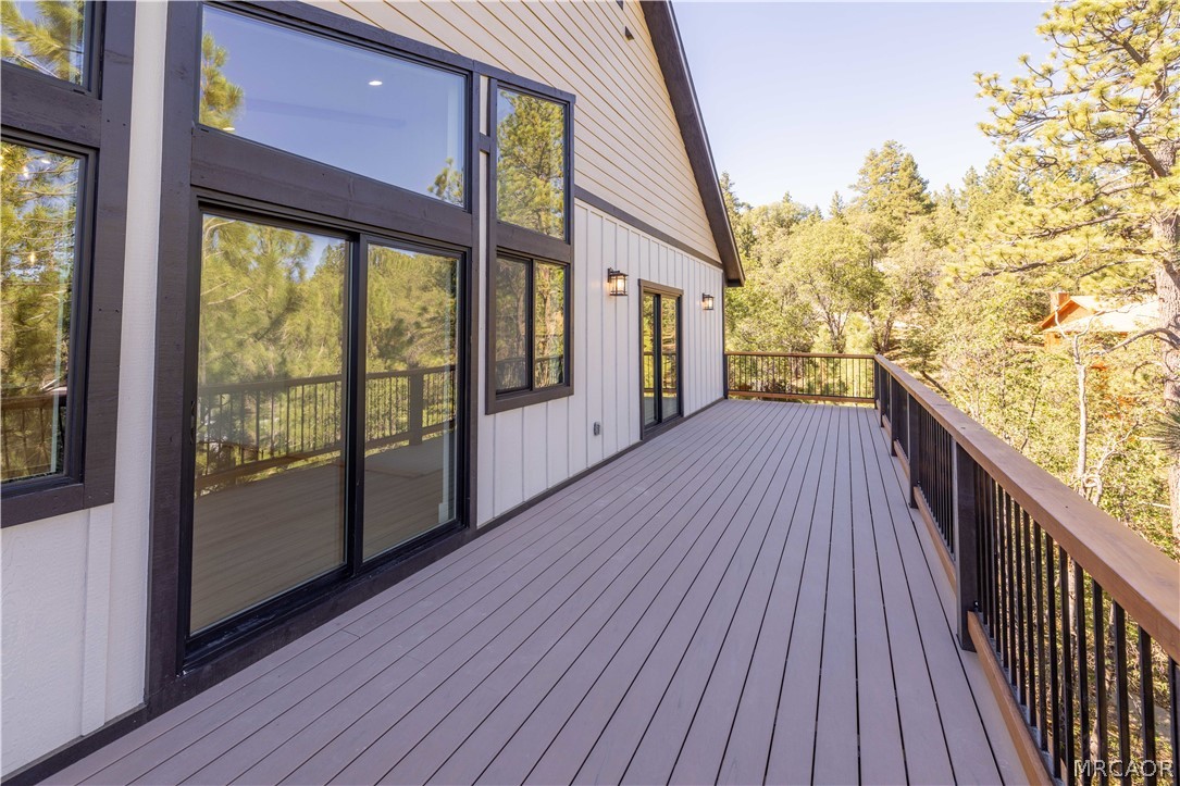 1436 Klamath Road Property Photo 6