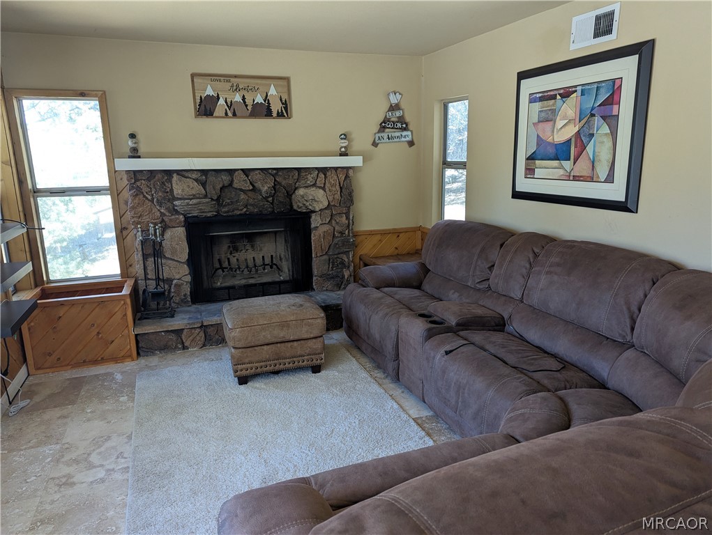 716 Barrett Way Property Photo 18