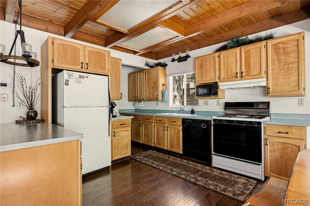 2343 Spring Oak Drive Property Photo 13