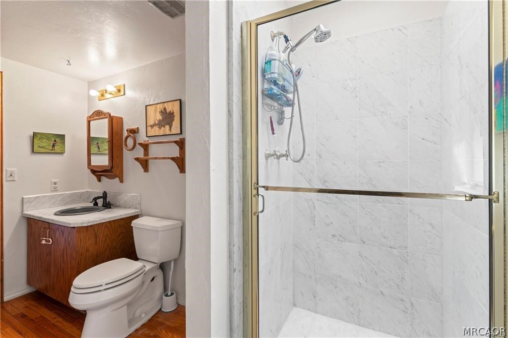 26509 Lake Forest Drive Property Photo 12