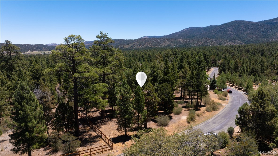 660 Cedar Glen Drive Property Photo 17