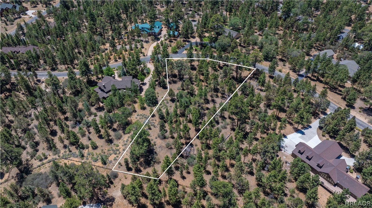 660 Cedar Glen Drive Property Photo 24