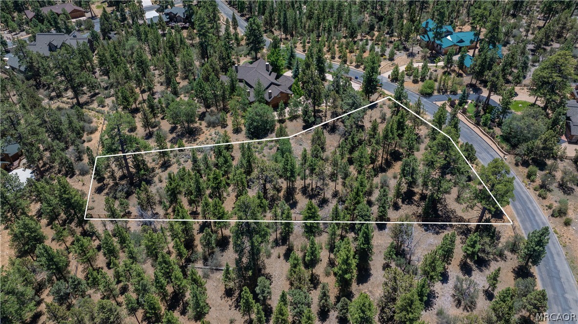 660 Cedar Glen Drive Property Photo 25