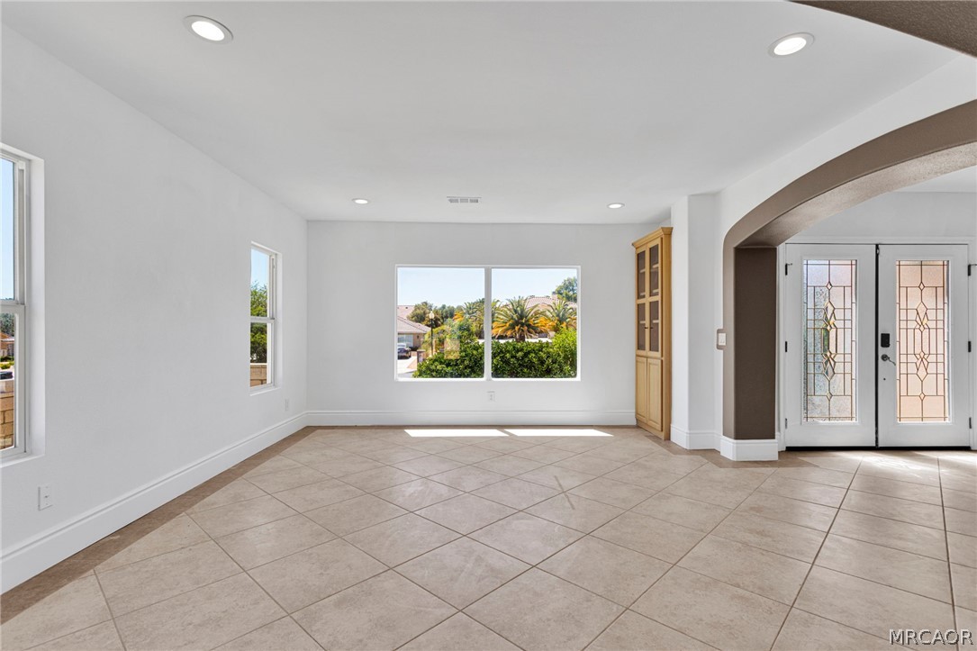 16245 Ridge View Drive Property Photo 14