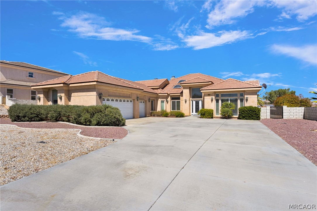 16233 Ridge View Drive Property Photo 3