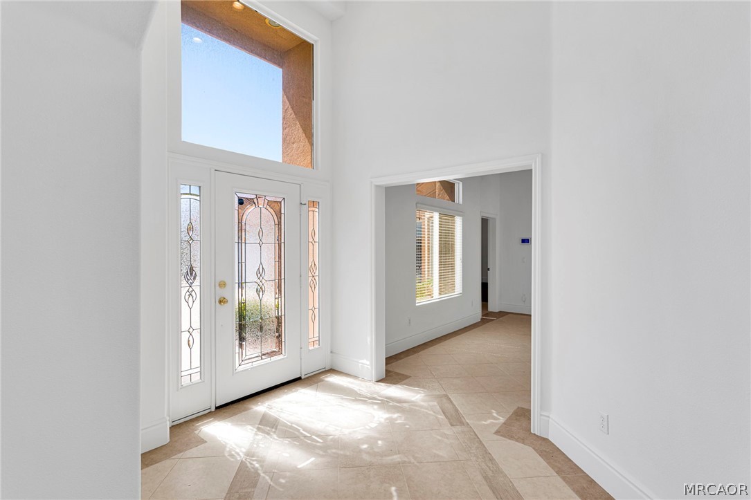 16233 Ridge View Drive Property Photo 5