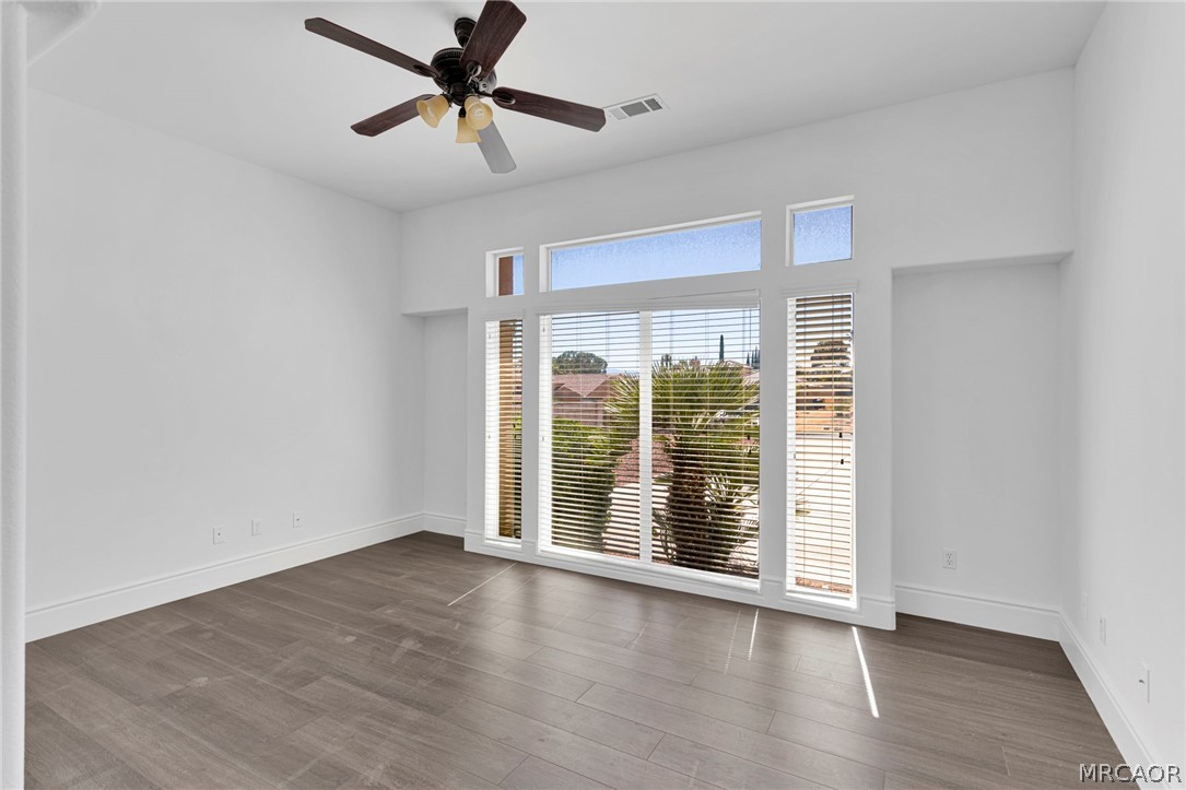 16233 Ridge View Drive Property Photo 8