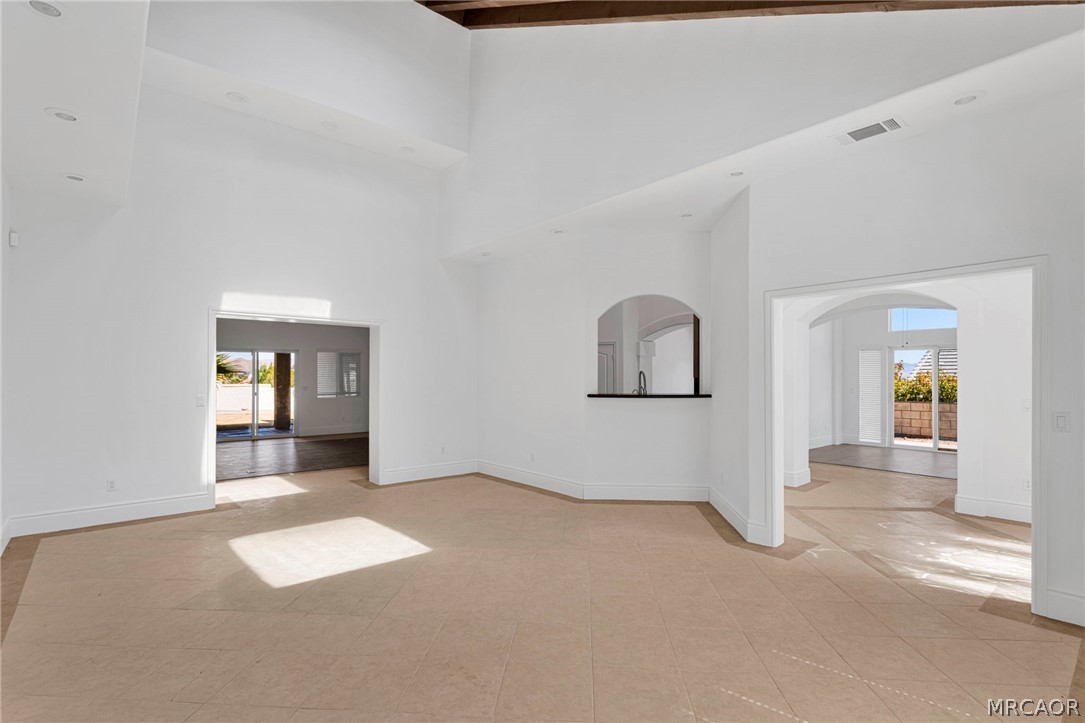 16233 Ridge View Drive Property Photo 20