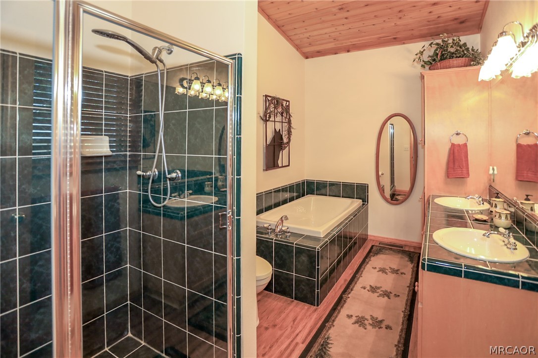 1269 Balsam Drive Property Photo 14