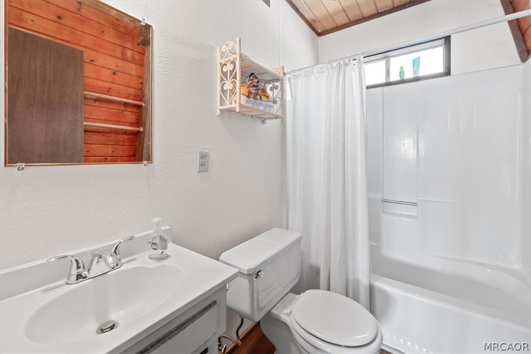 1011 Butte Avenue Property Photo 10