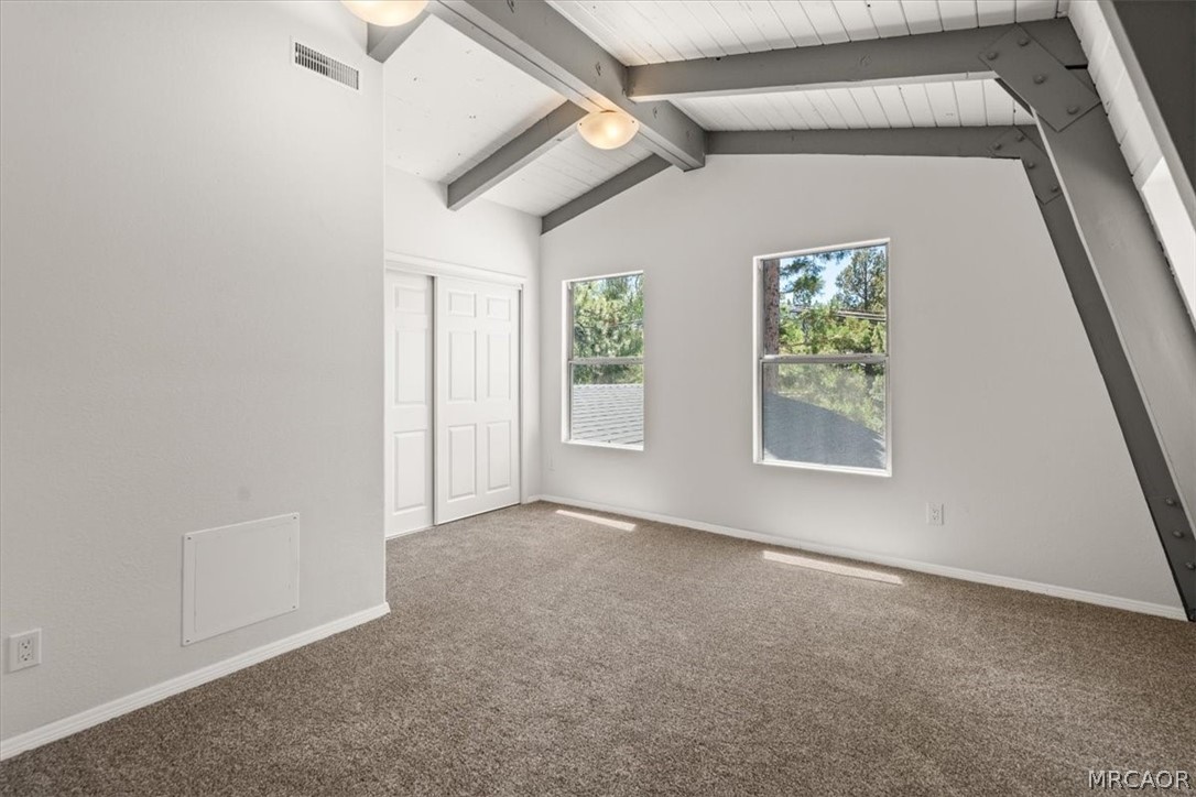 498 Division Drive Property Photo 17