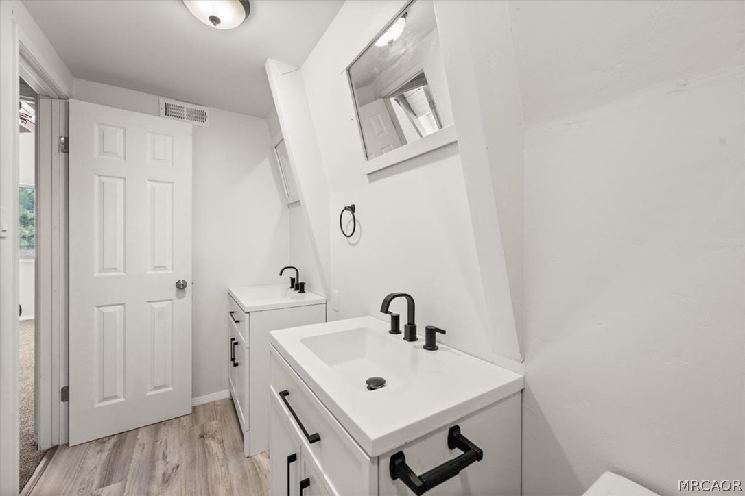 498 Division Drive Property Photo 25